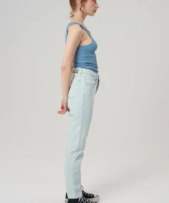 The Ragged Priest Cougar Mom Jean - Stonewash WOMEN'S