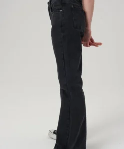 The Ragged Priest Dakota Jean Charcoal