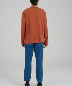 The Ragged Priest MEN'S Kickers Classics Rust Tee