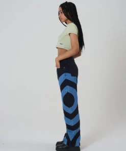 The Ragged Priest Sync Jean