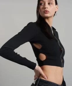 The Ragged Priest Wednesday Top